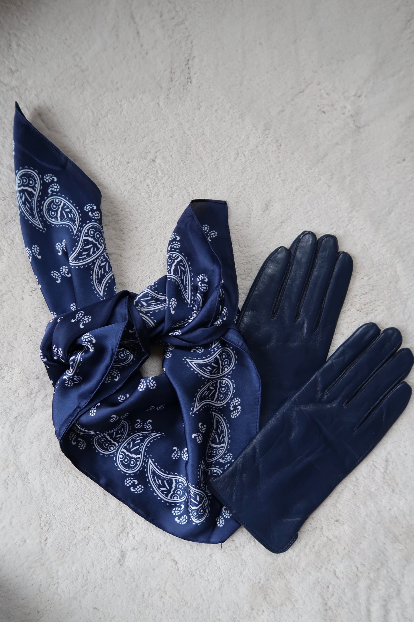 SATIN BANDANA