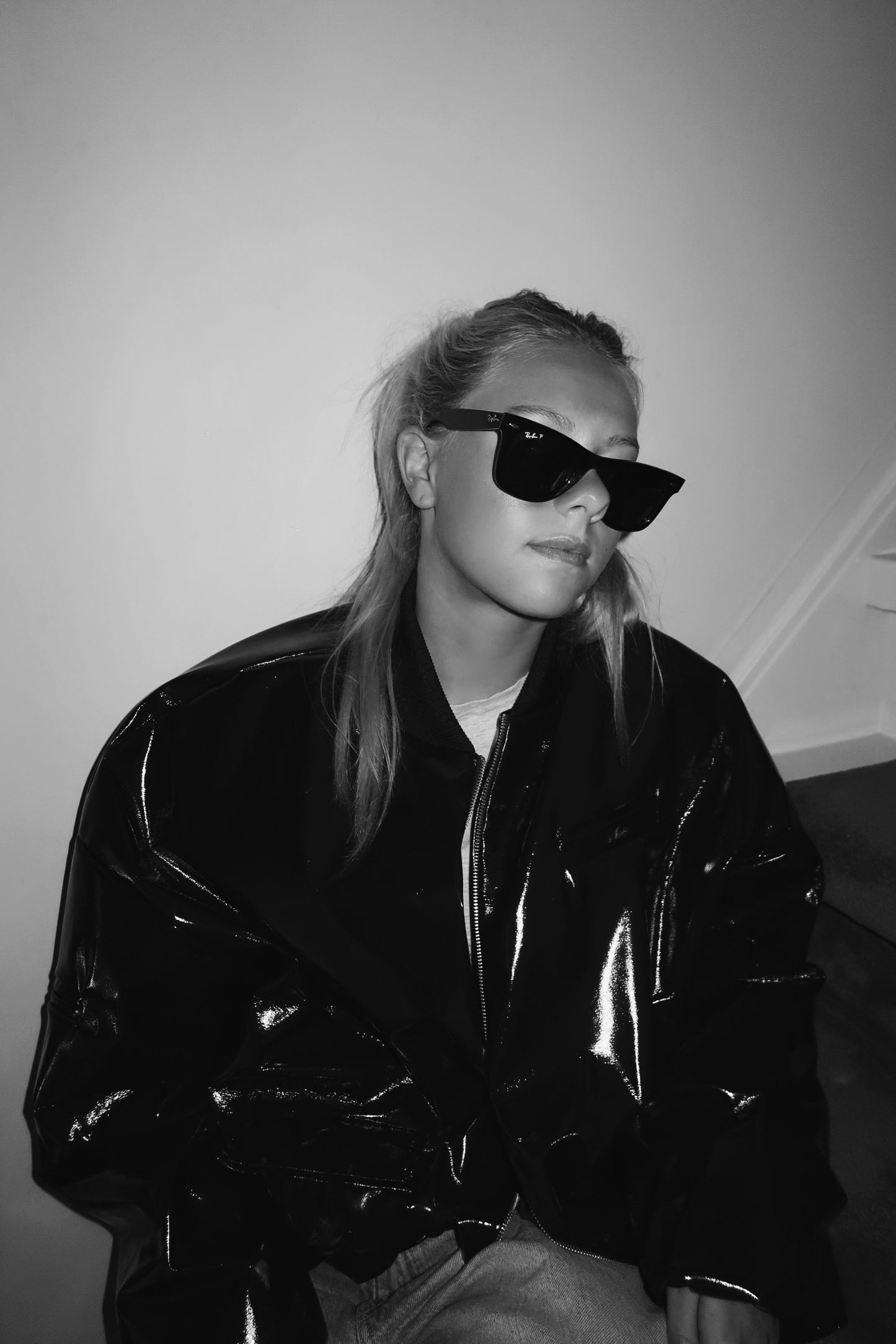 GIGI BOMBER