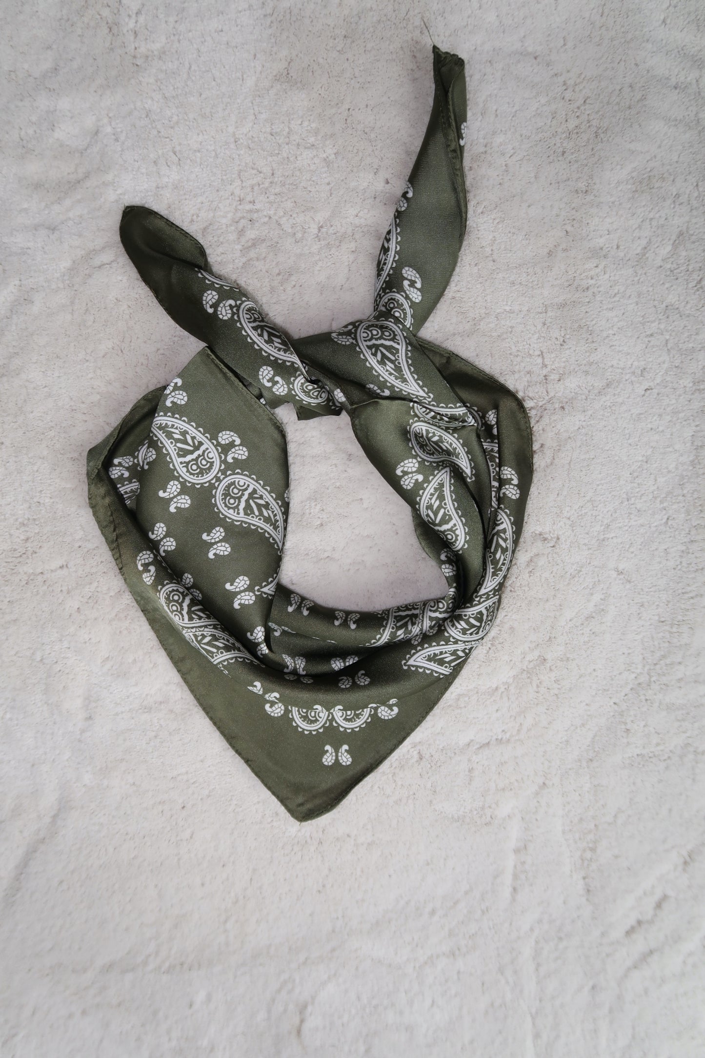 SATIN BANDANA